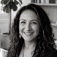 Lorena Gamboa, lic. phil.